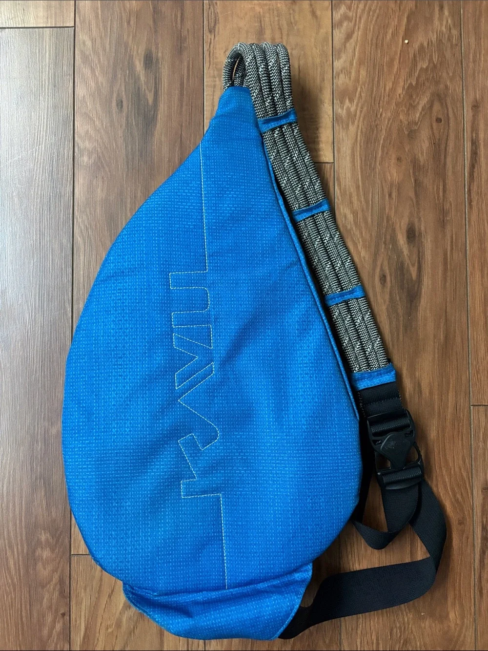 KAVU - Picture 2 of 2